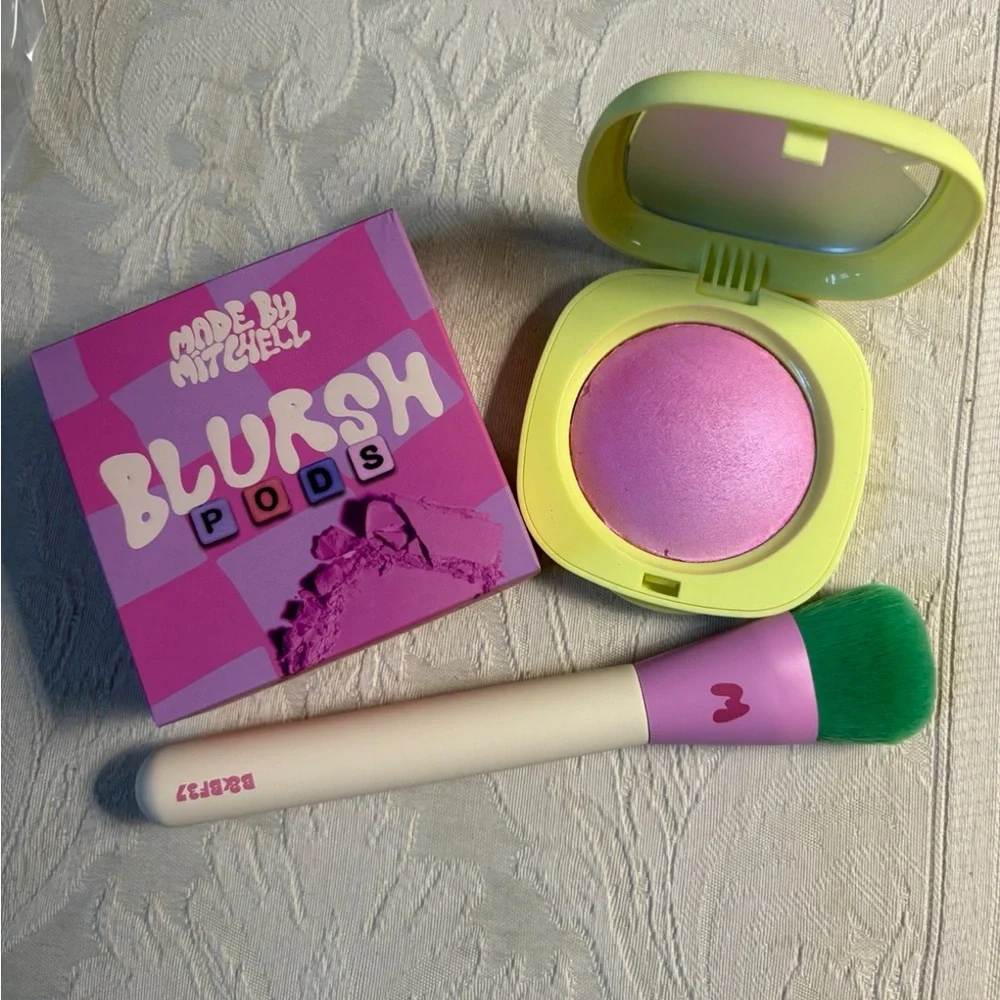 Made by Mitchell Blursh Pods Baked Blush & Brush Bundle Bit My Tongue BNIB
